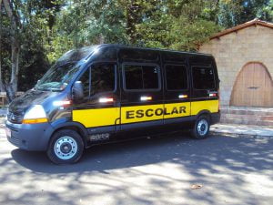 Alugar-van-particular-parece-ser-uma-boa-alternativa.